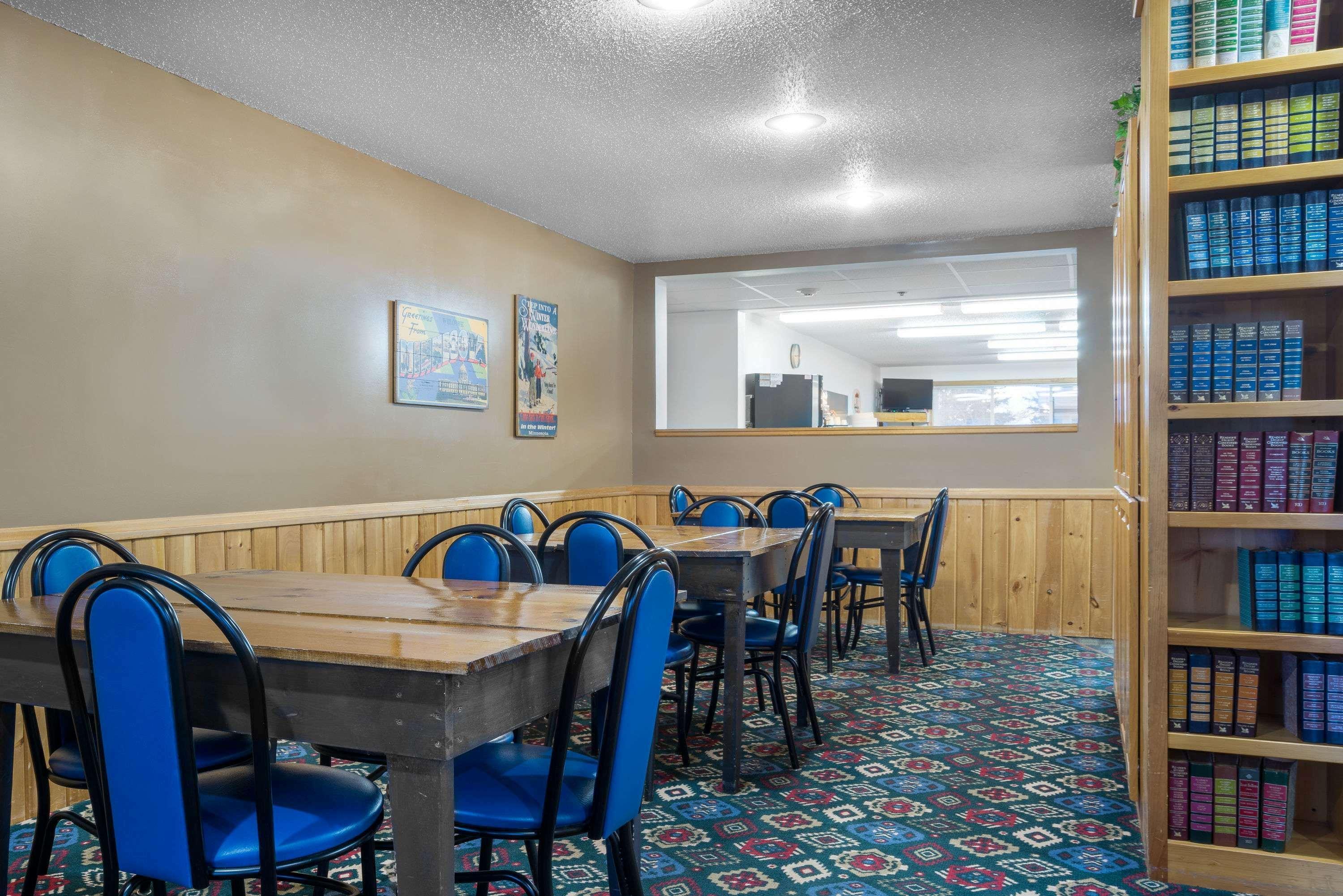 速8帕克拉皮兹酒店 Park Rapids 外观 照片