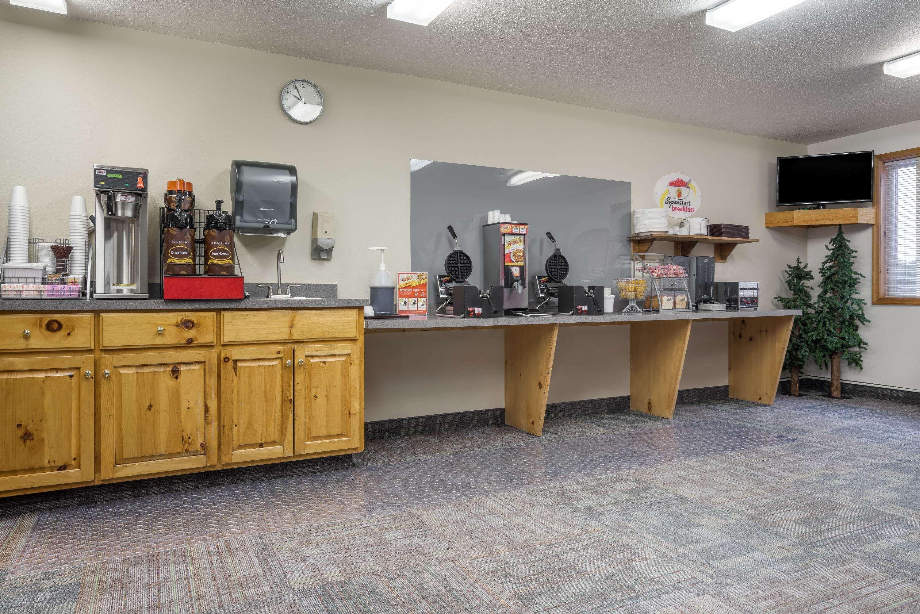 速8帕克拉皮兹酒店 Park Rapids 外观 照片
